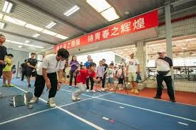 王建民的签约仪式在台北引起轰动，全台湾民众开始通过转播关注洋基队