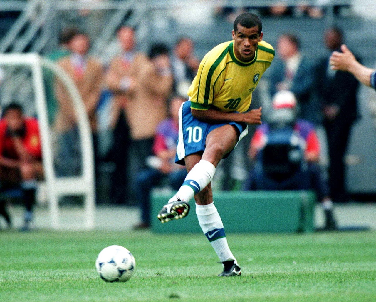 的防守和体 的防守和体