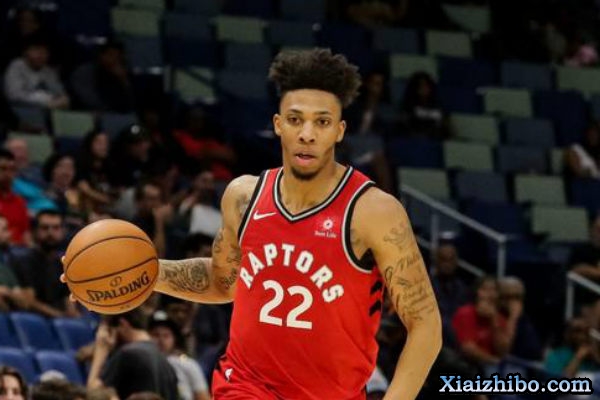 低调地指天 低调地指天