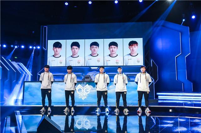 接影响一个 接影响一个